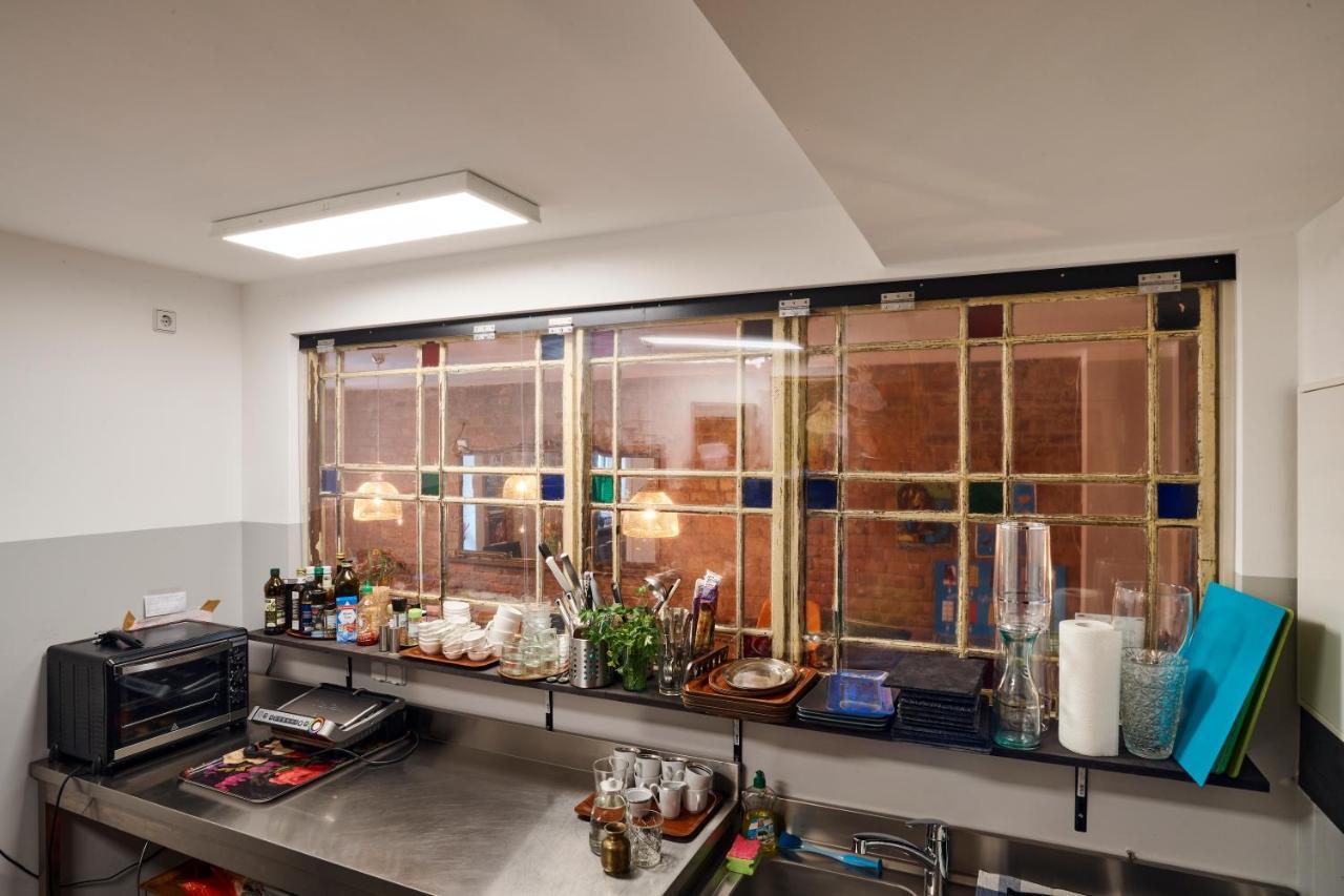 Beautiful And Cozy Remise For Up To 6 Guests Appartement Berlijn Buitenkant foto